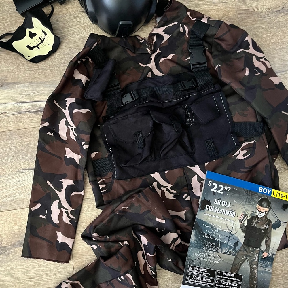 Skull Commando Costume